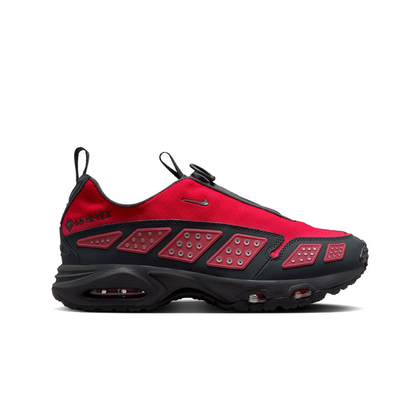 WOMEN'S AIR MAX SUNDER GORE-TEX HYPER CRIMSON