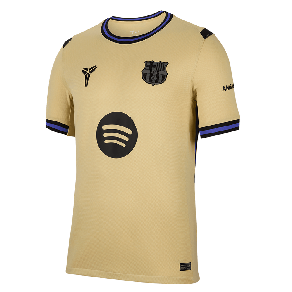 KOBE BRYANT FC BARCELONA 25/26 TEAM GOLD/BLACK – NRML KOBE BRYANT FC BARCELONA 25/26 TEAM GOLD/BLACK – NRML