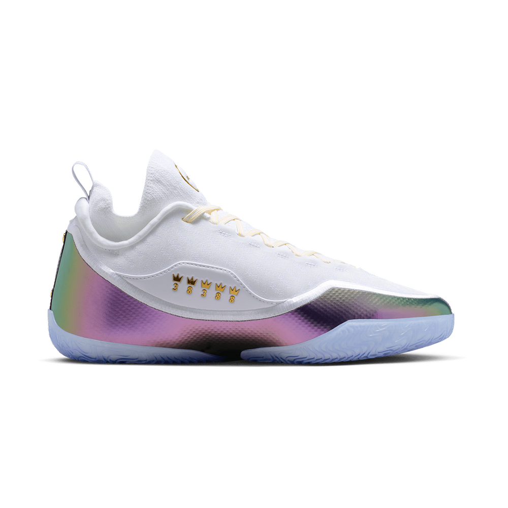 LEBRON XVIII ELITE "FOR THE RECORD"