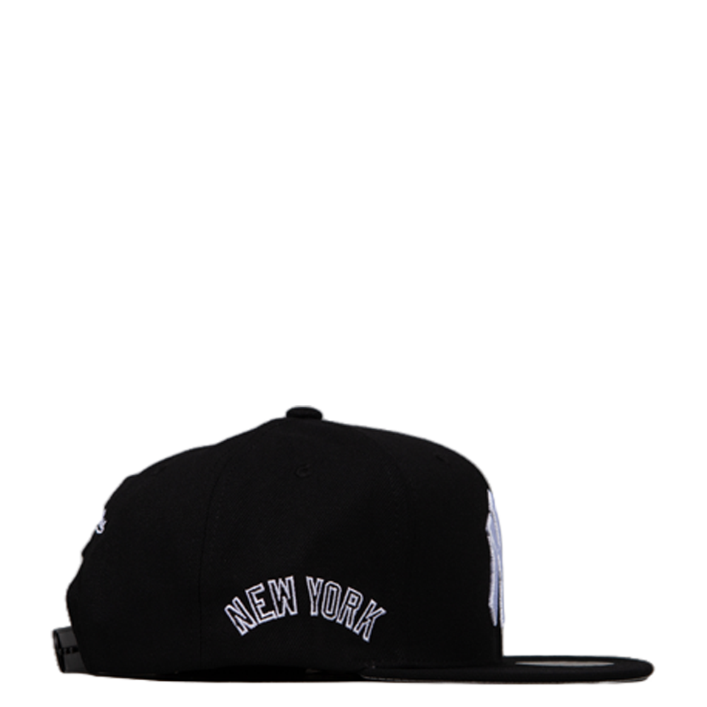 MLB NEW YORK YANKEES SNAPBACK