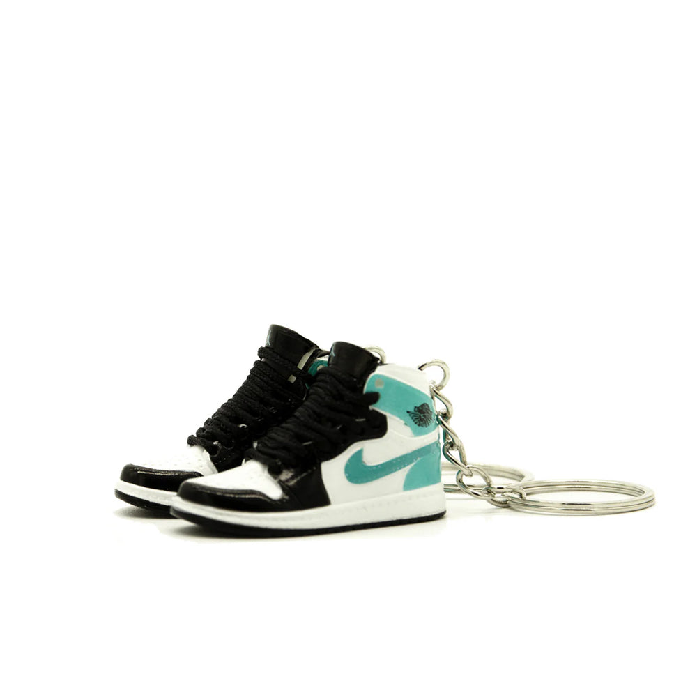 SNEAKER KEYCHAIN