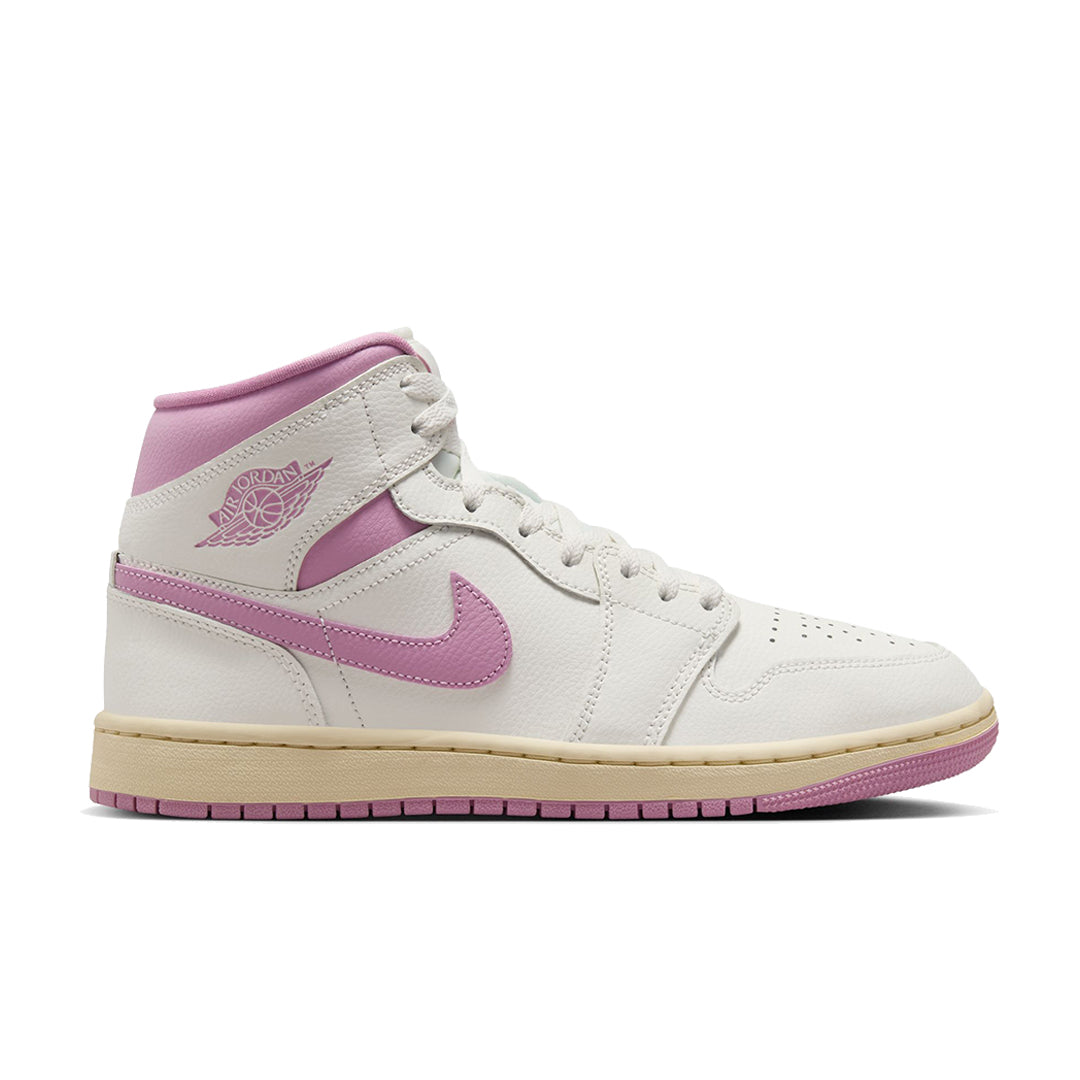 WOMEN'S AIR JORDAN 1 MID SE STRAWBERRIES & CREAM – NRML